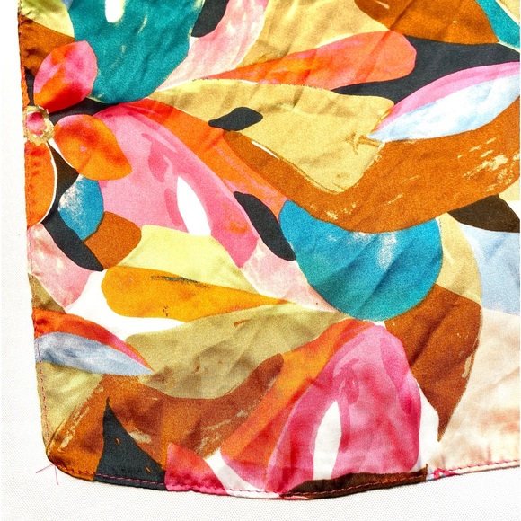 Floral silk scarf - Picture 3 of 4
